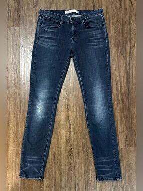 Ayr The Skinny in Jac’s Jean. Size 30 x 30
